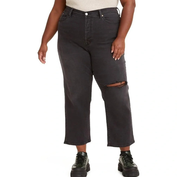 NWT Levi’s Black Wedgie Straight Ripped Jeans - Picture 1 of 14